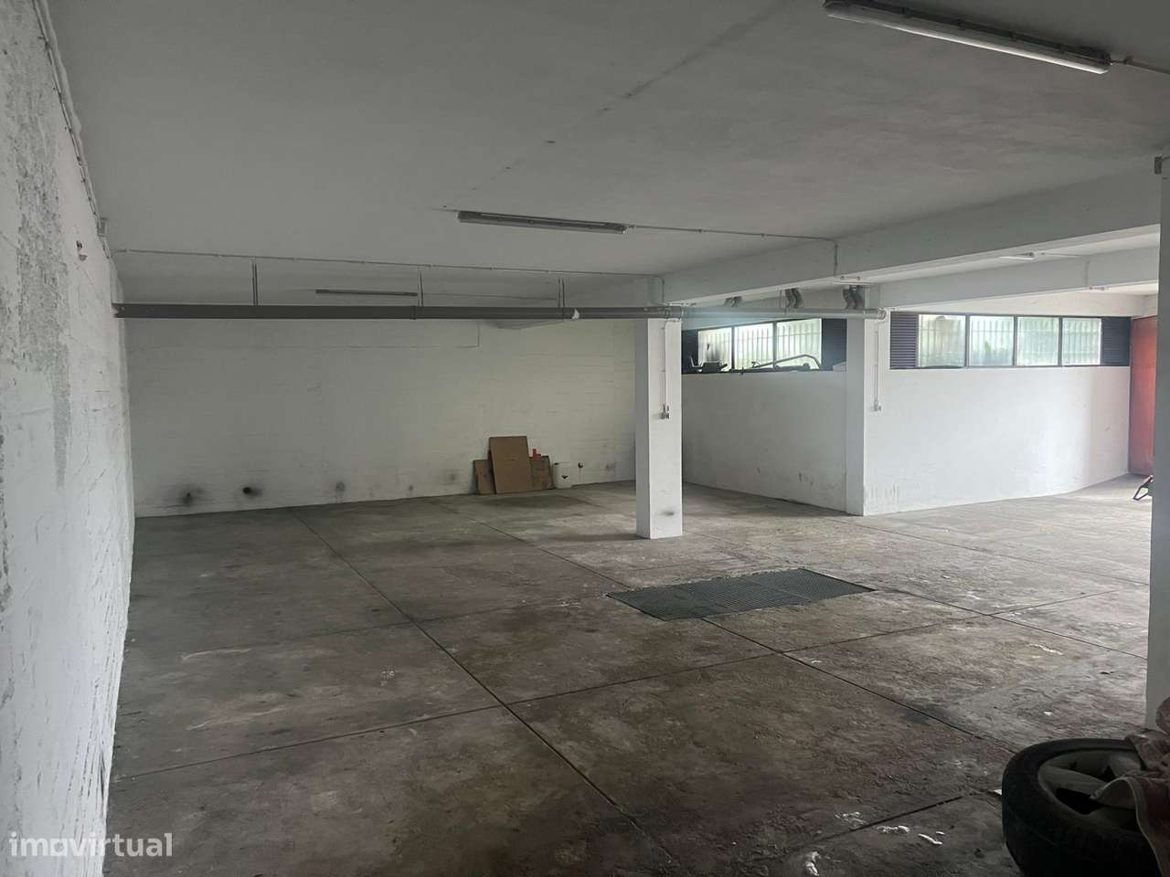 Armazém pronto a usar em Gondomar com segurança - Grande imagem: 5/7