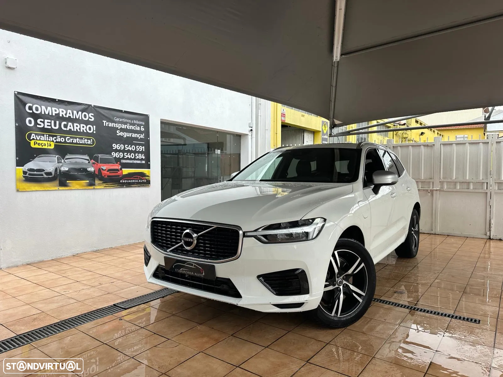 Volvo XC 60 2.0 T8 PHEV R-Design AWD - 18