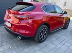 Alfa Romeo Stelvio 2.0 Turbo 6C Villa D'este Q4 - 4