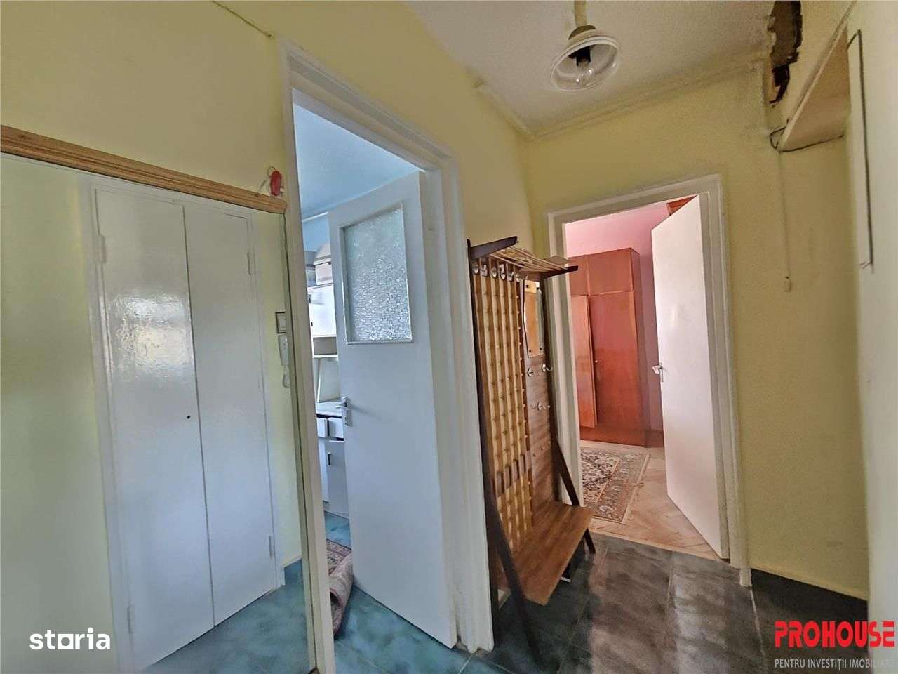 Buhusi - 3 camere  - etaj 3-6