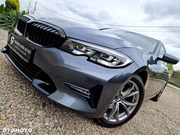 BMW Seria 3 320d Sport Line Shadow - 3