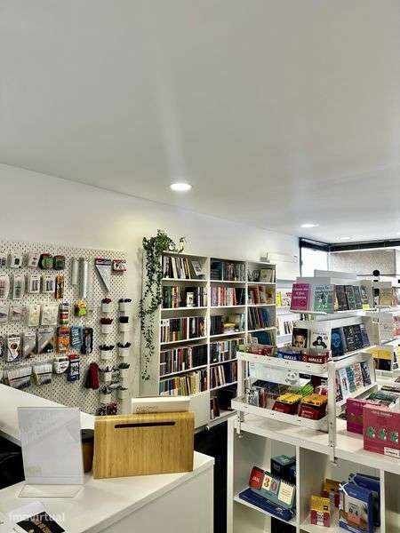 Trespasse Papelaria + Livraria + Tabacaria - Grande imagem: 5/6