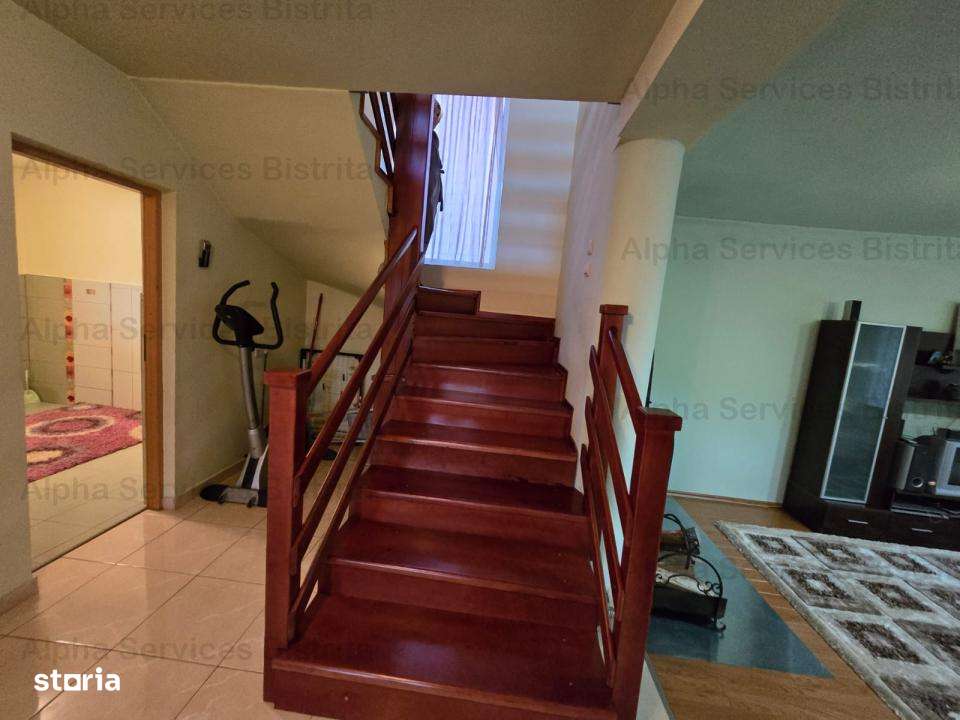 Vila spatioasa, construita in 2010-12