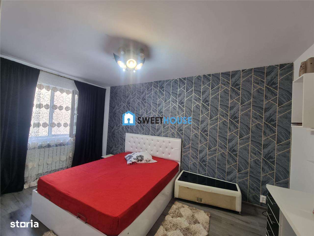 Apartament cu Trei Camere LUX-5