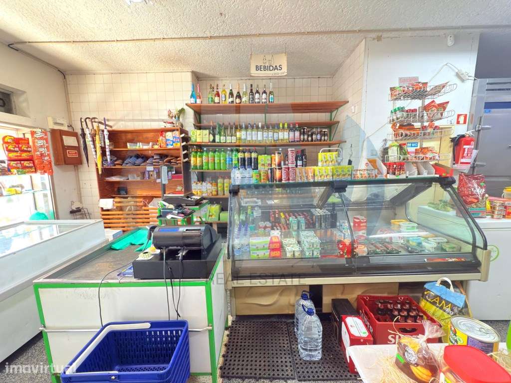 Trespasse de Minimercado - Valbom - Grande imagem: 4/12