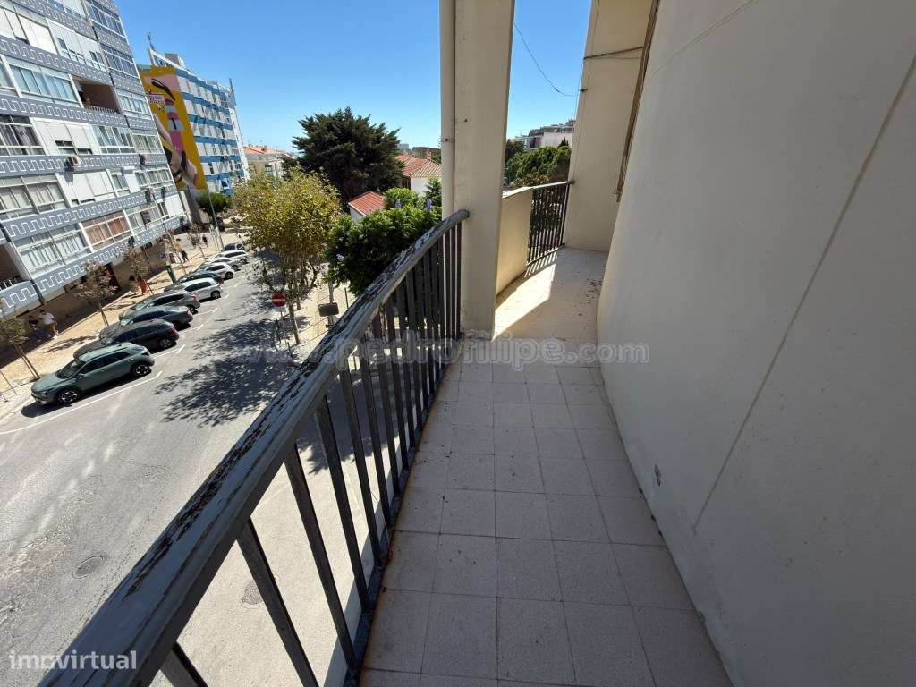 Apartamento no centro de Sesimbra para remodelação-2