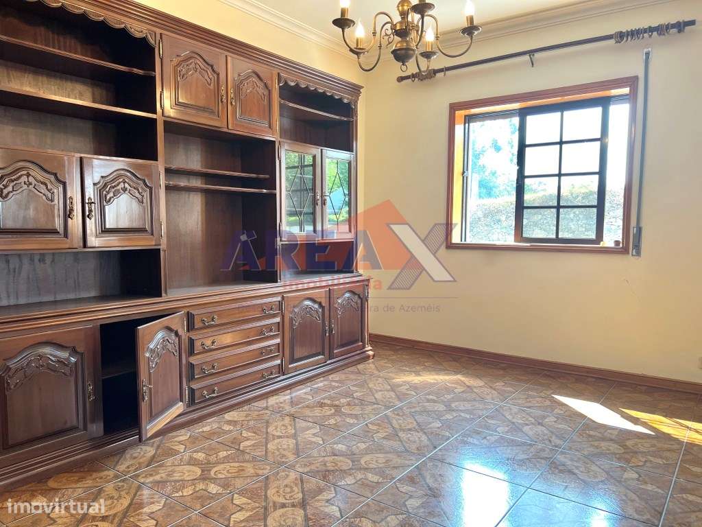 MORADIA BI-FAMILIAR-37