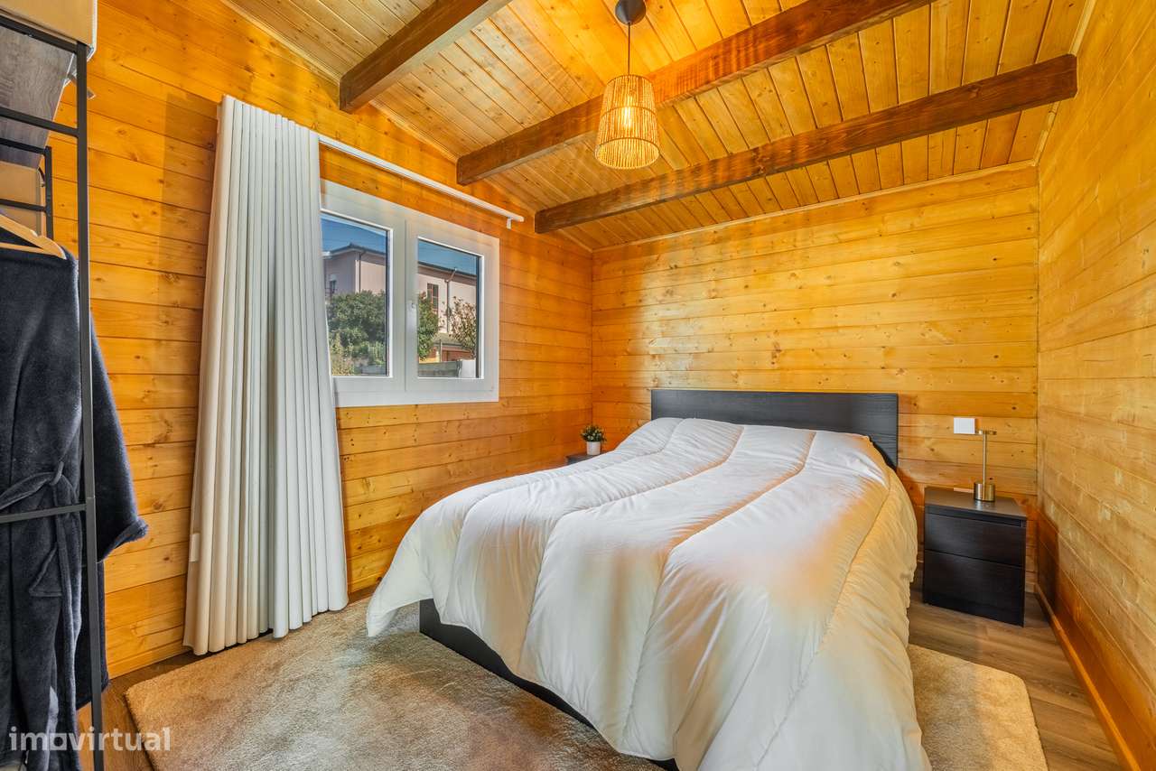 Moradia individual T2 térrea com piscina-20