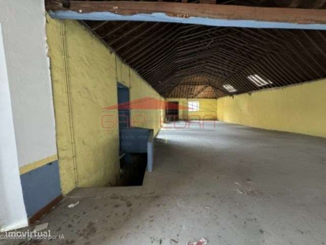 Prédio ideal habitação no presente armazém e oficina - Grande imagem: 4/6