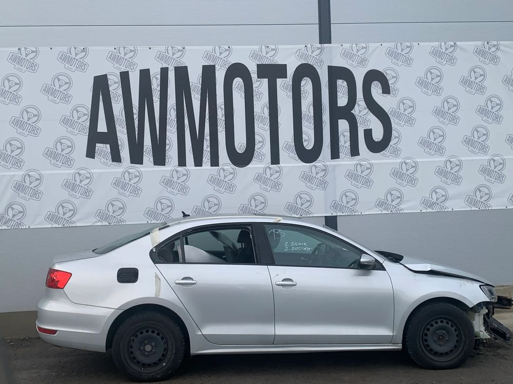 VOLKSWAGEN JETTA 2013