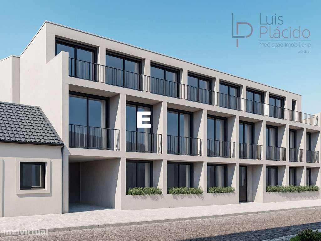 EM CONSTRUÇÃO - APARTAMENTO T3 - CENTRO CIDADE DE SINES-0