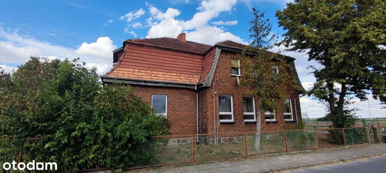 szkoła z czerwonej cegły-8