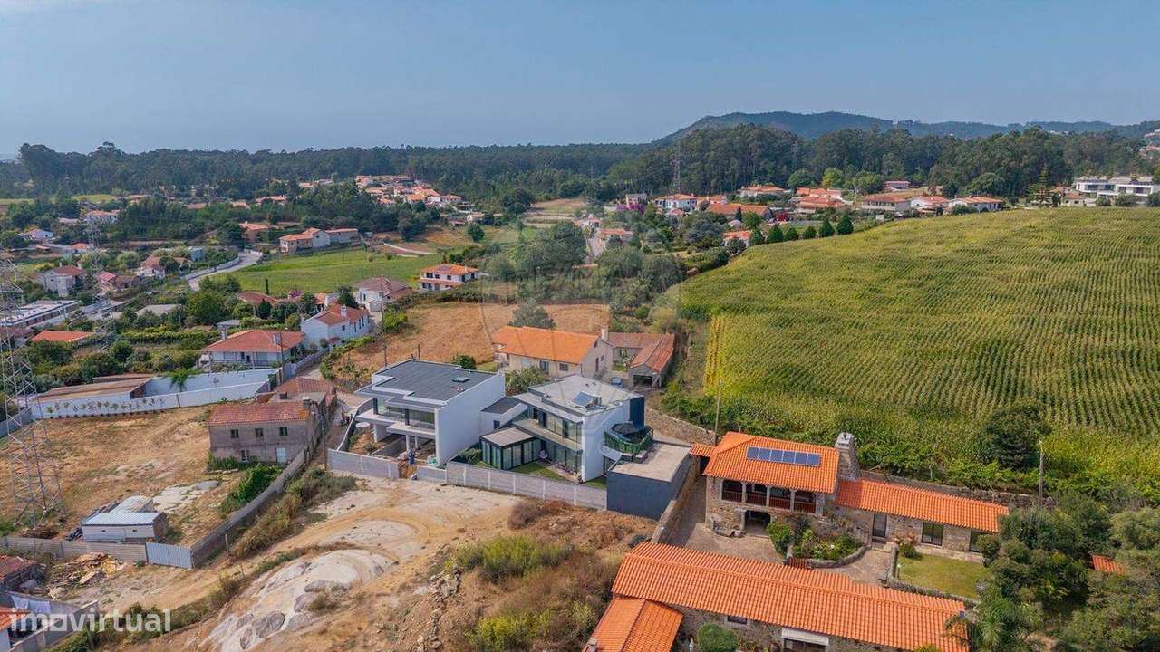 Moradia T3 em Gemeses, Esposende-44