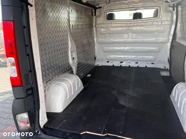 Renault trafic - 24