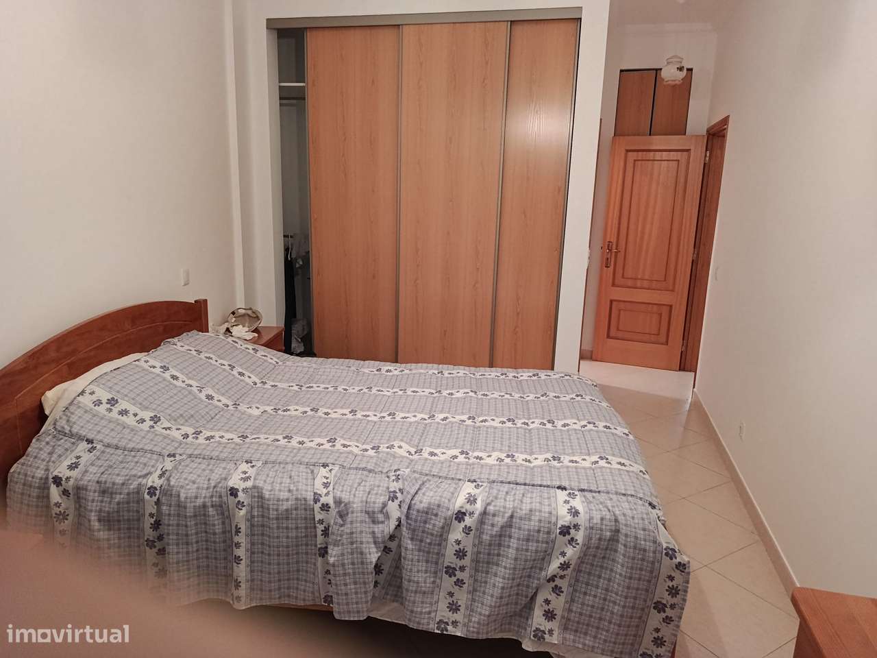 Apartamento T2 com 2 casas de banho em Quarteira-9