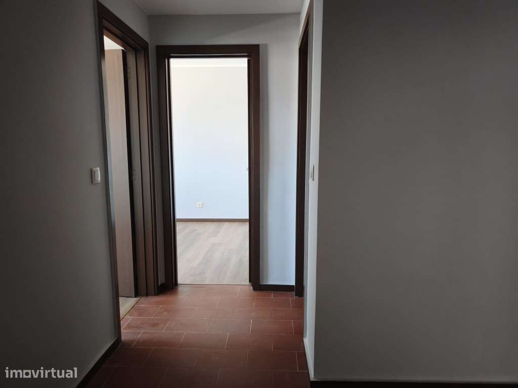 Apartamento T2 em Darque para arrendar - Grande imagem: 5/16