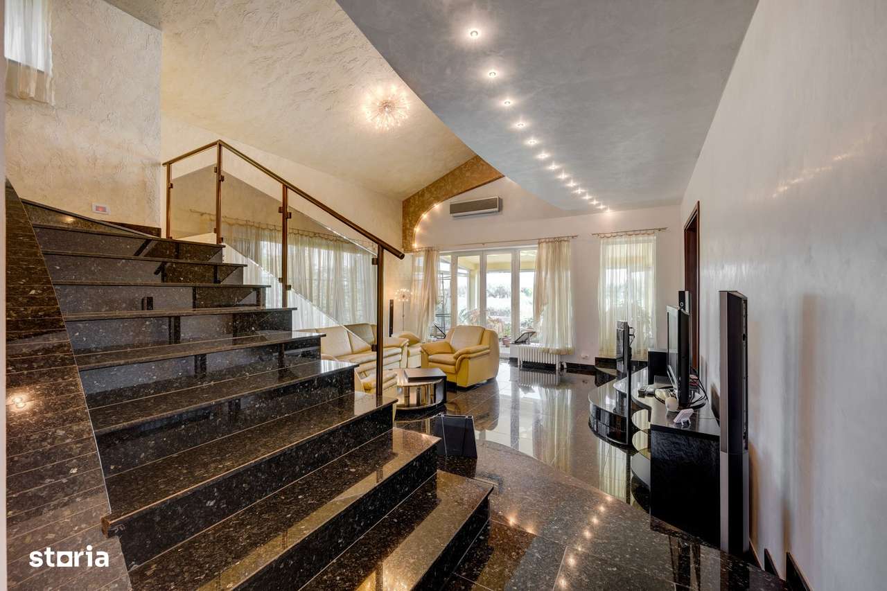 Refugiu exclusivist la lac – vilă cu piscină, grădină, priveliște - Imagine principală: 5/20