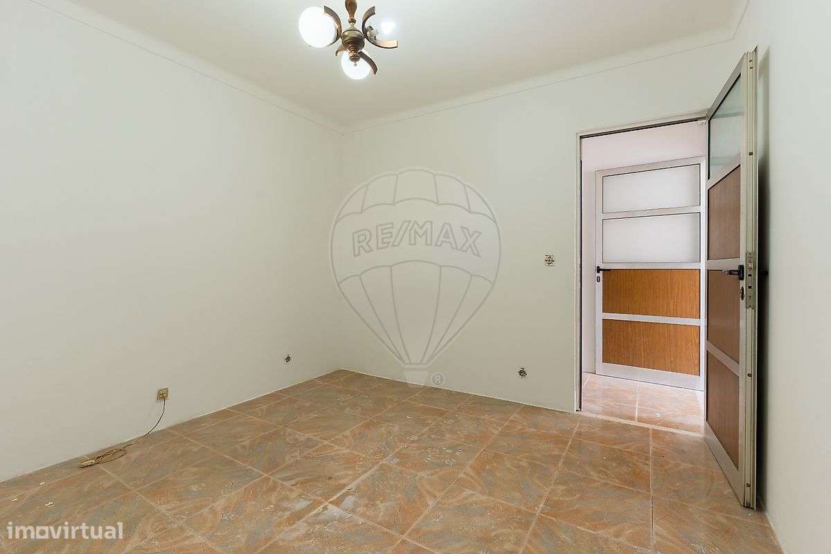 Moradia T2 para venda-19