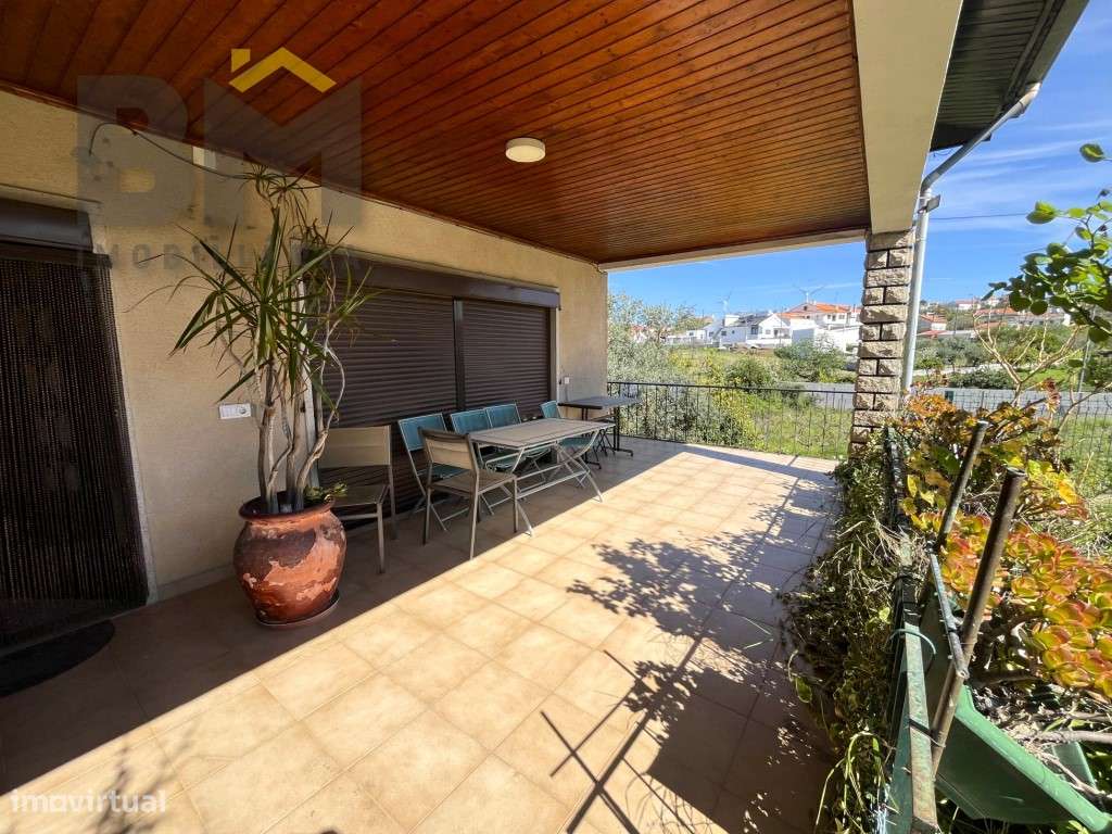 Moradia T3 com terreno a poucos minutos de Castelo Branco - Grande imagem: 3/44