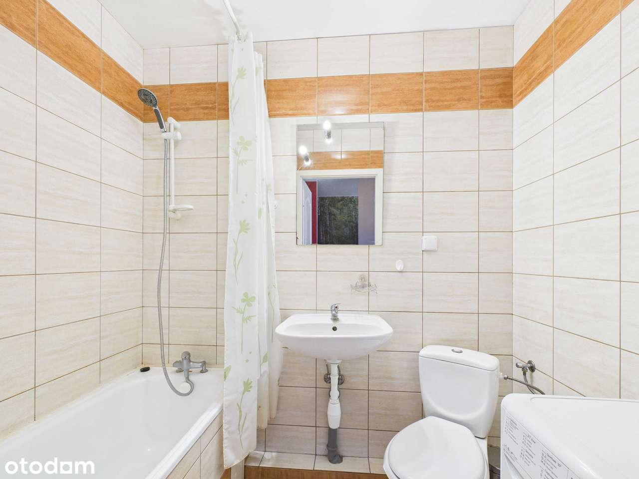 Ustawna kawalerka z sypialnią i balkonem, słoneczne i ciepłe-7