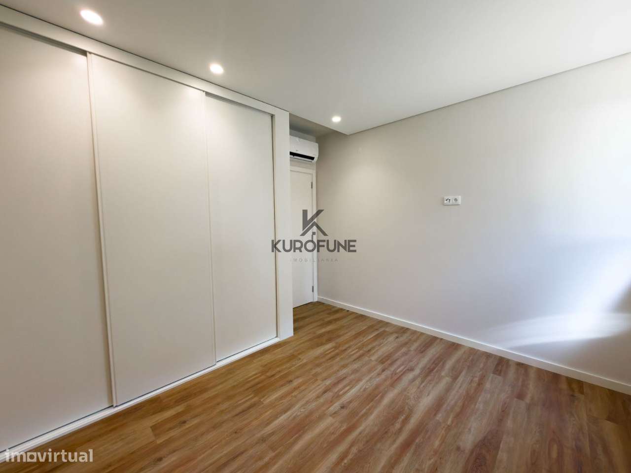 T3 NOVO - Totalmente Equipado em Avintes-14