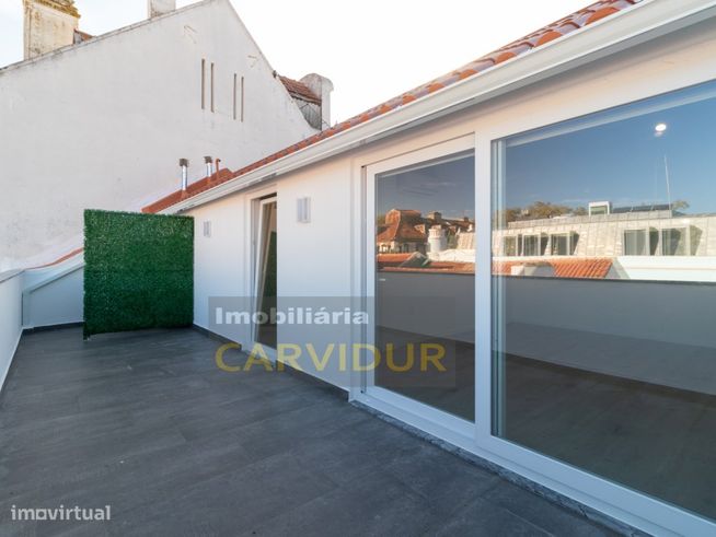 Barreiro Centro Moradia com quintal e terraço-32