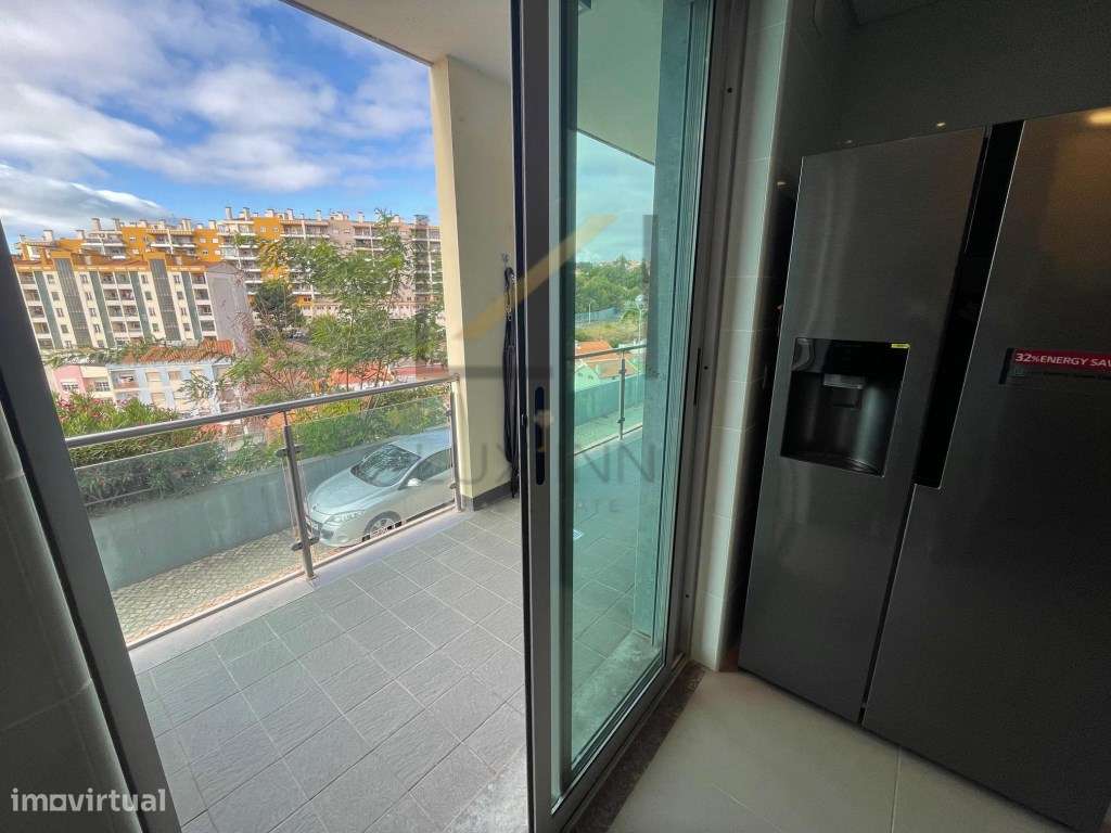Apartamento T1, com varanda ampla e vista mar em Setúbal-16