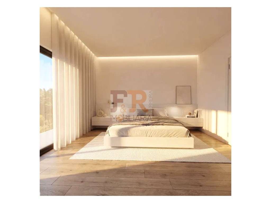 FANTASTICA!!Geminada com Piscina T4 com Cave em Pinhal General, Fer...-9