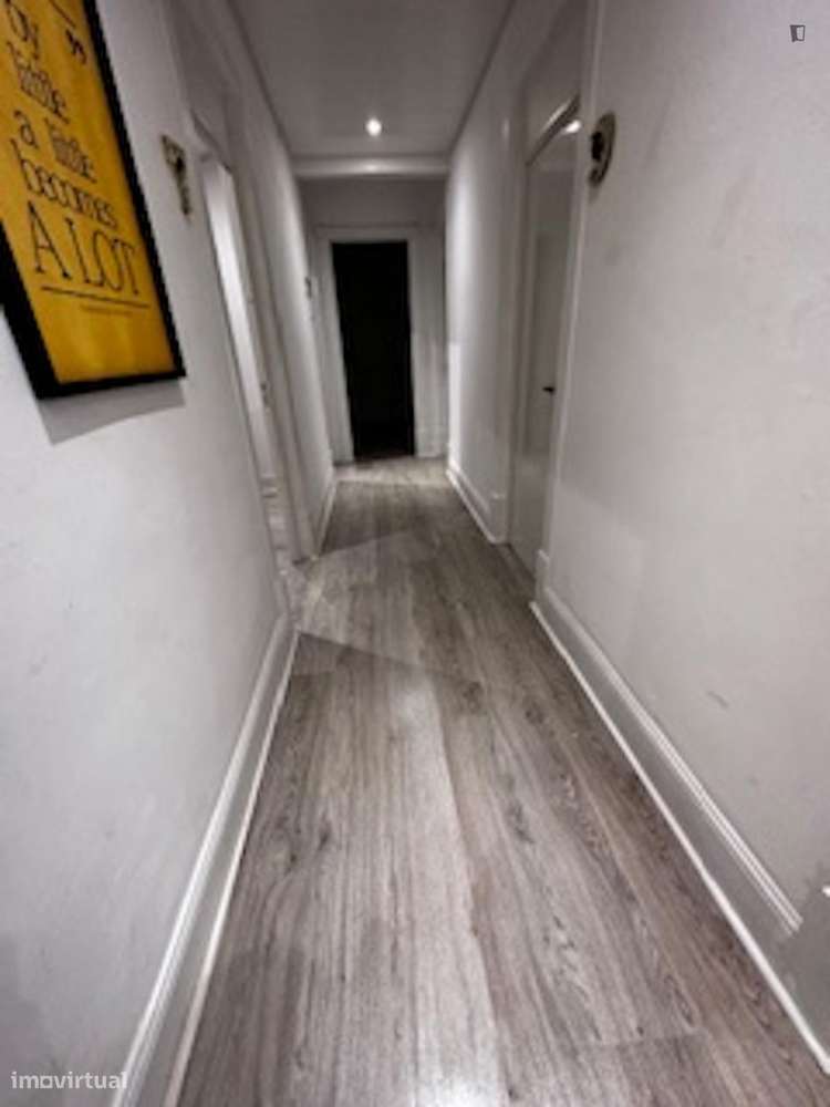 Quarto - localizado em Montes Claros Coimbra - Grande imagem: 4/10