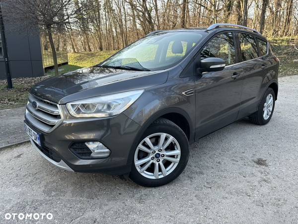 Ford Kuga - 2