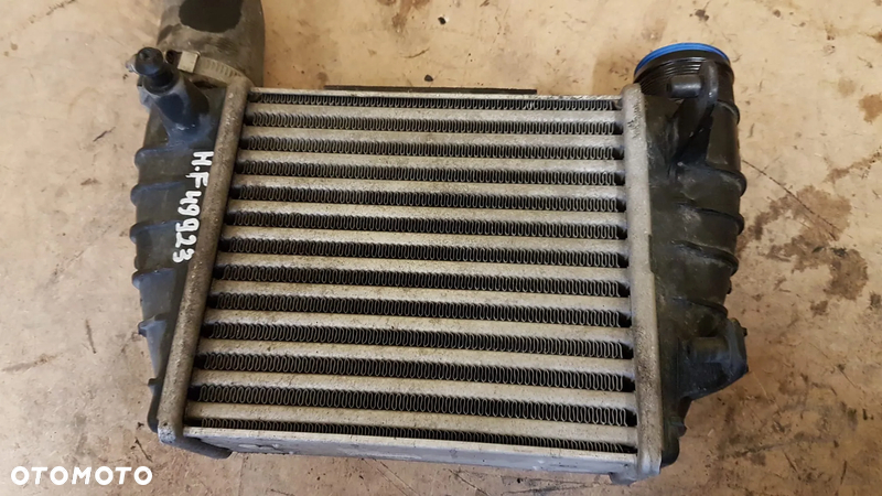 Audi A4 B7 OE 8E0145806M 8E0145805AA  intercooler chłodnica powietrza doładowującego - 4