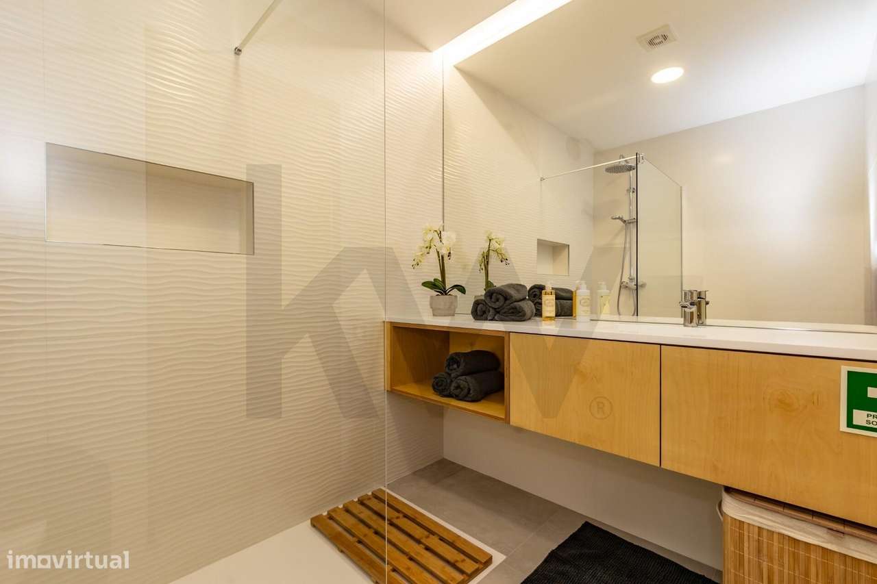 Moradia Nova com Dois Apartamentos – Viva ou Invista no Coração da Rib - Grande imagem: 3/34