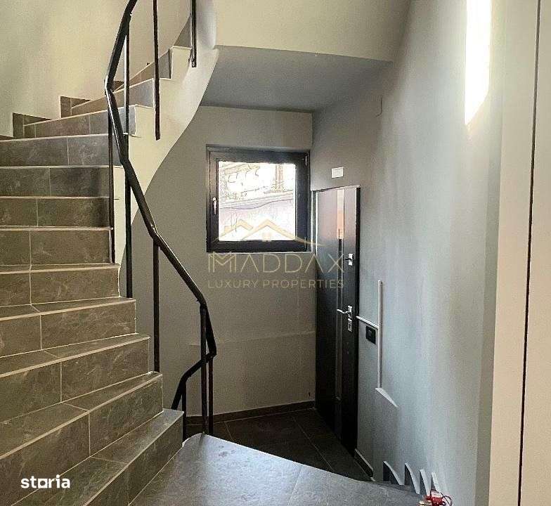 Vila exlusivista ***7 camere // Aviatorilor - Imagine principală: 4/16