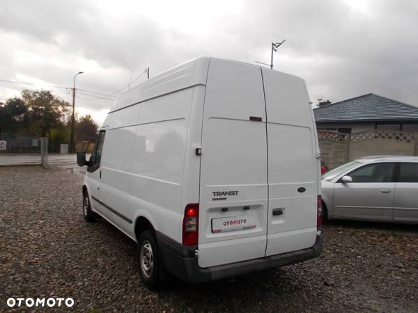 Ford Transit - 6