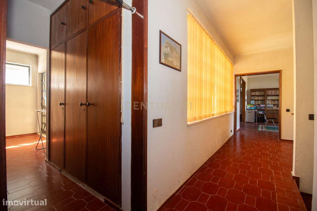 Magnífica Moradia de 13 assoalhadas à Venda no Linhó / Sintra-20