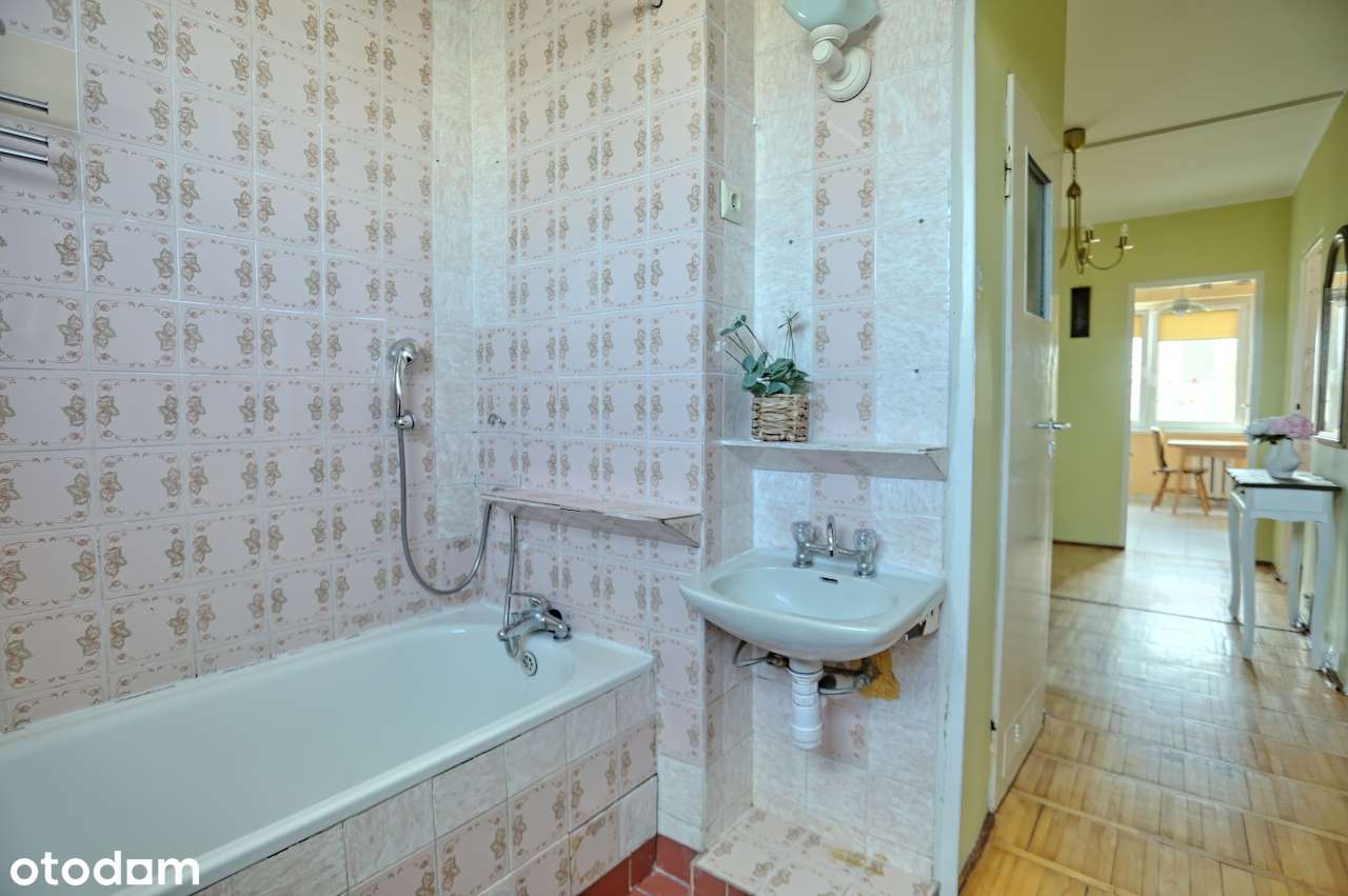 4 pokojowe mieszkanie z loggią, ul. Kołłątaja-11