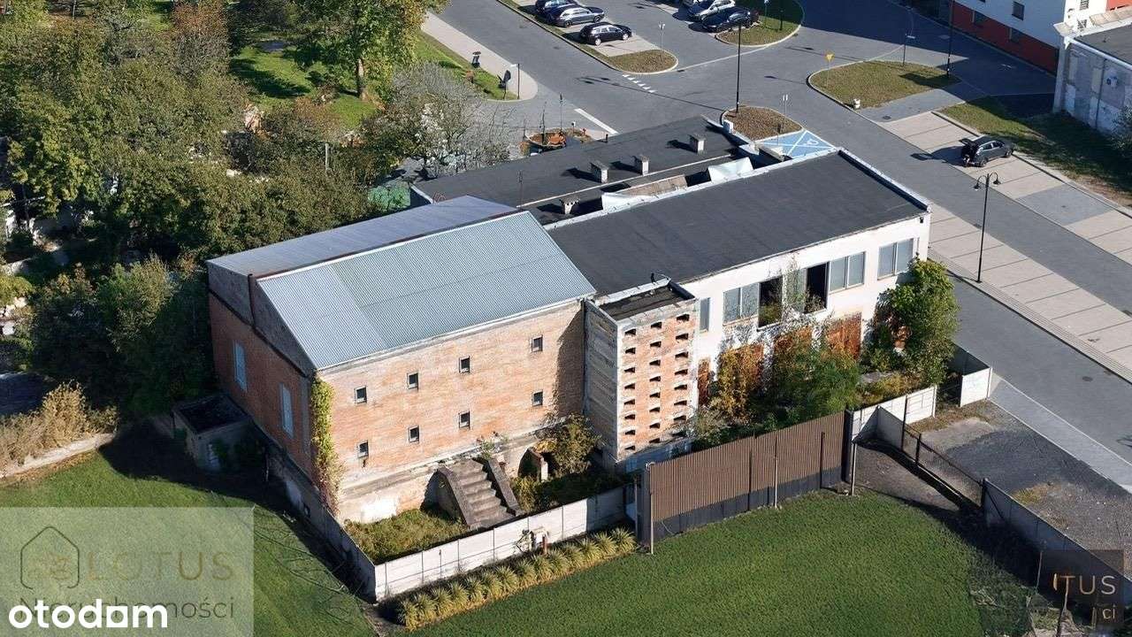 Obiekt Komercyjny Na Terenie Odry-11