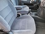 Volkswagen Golf 1.6 Comfortline - 17