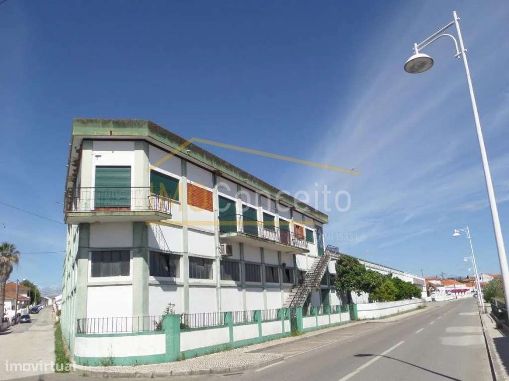 Armazém| Riachos| Torres Novas - Grande imagem: 2/49