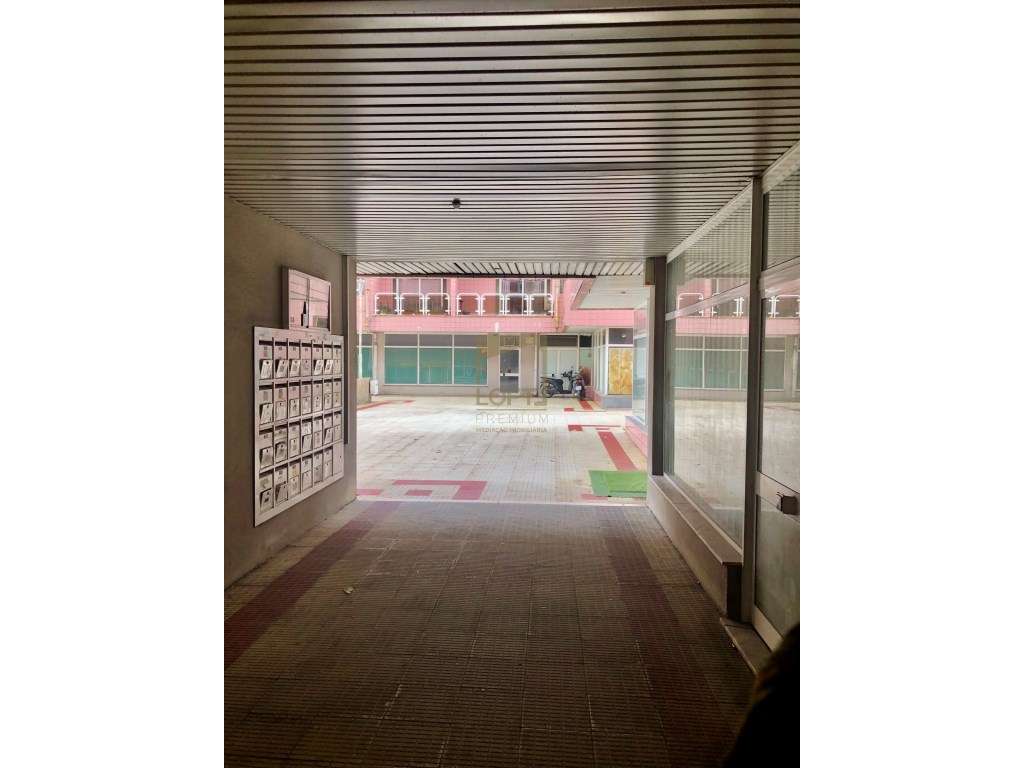 Apartamento T1+1 em Guimarães-8