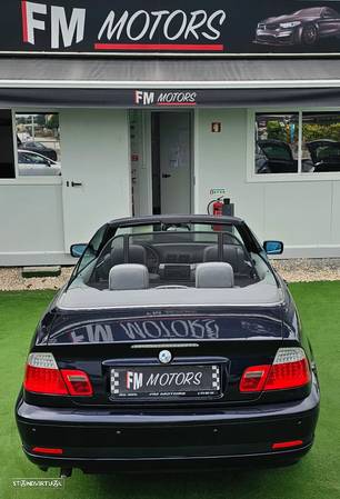 BMW 320 Cd Cabrio - 8