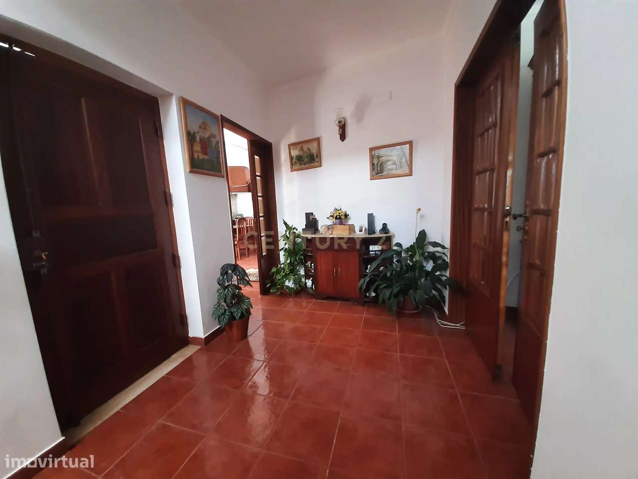 Espetacular Moradia T3 em Lousa com Garagem e Varandas-5