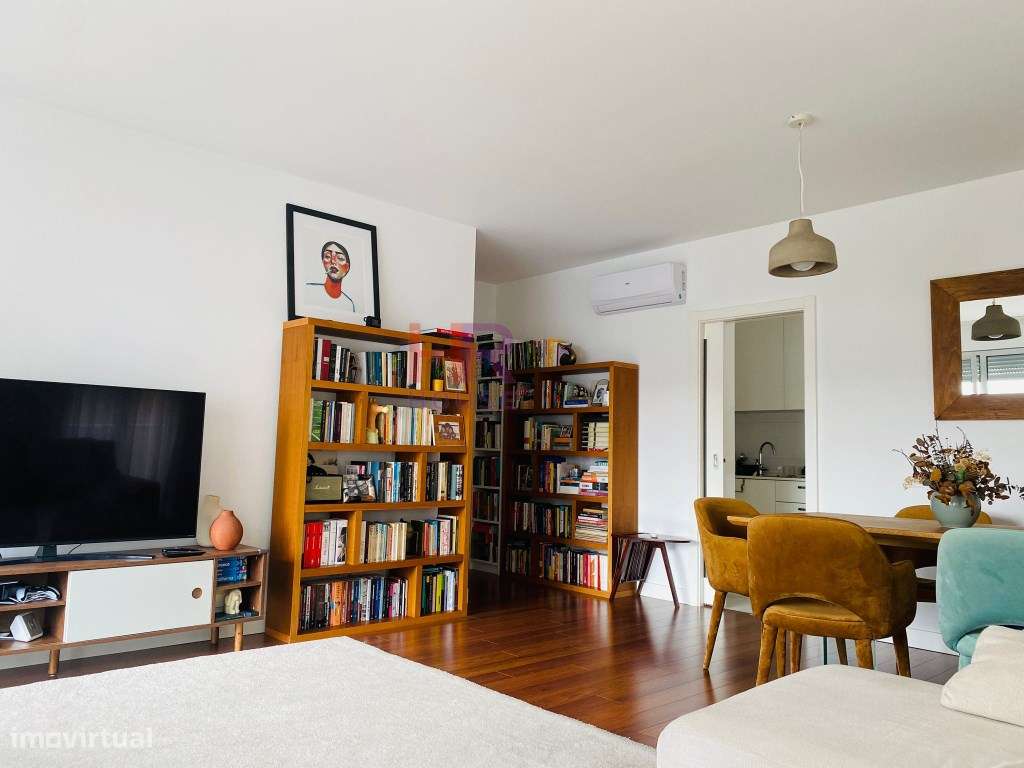 Apartamento T3 em Condomínio Fechado com Garagem e Jardim em Santo ...-8