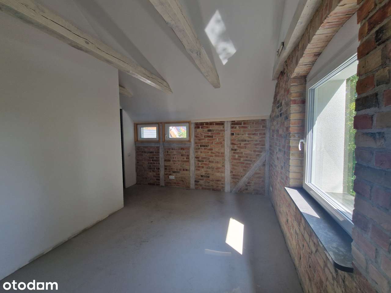 Wyremontowany dom, niezwykłe wnętrze, wysoka jakość materiałów-12