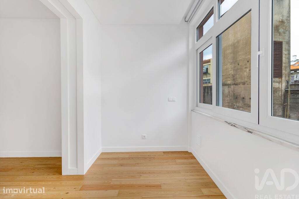 Apartamento T3 em Arroios de 126,00 m2 - Grande imagem: 3/22