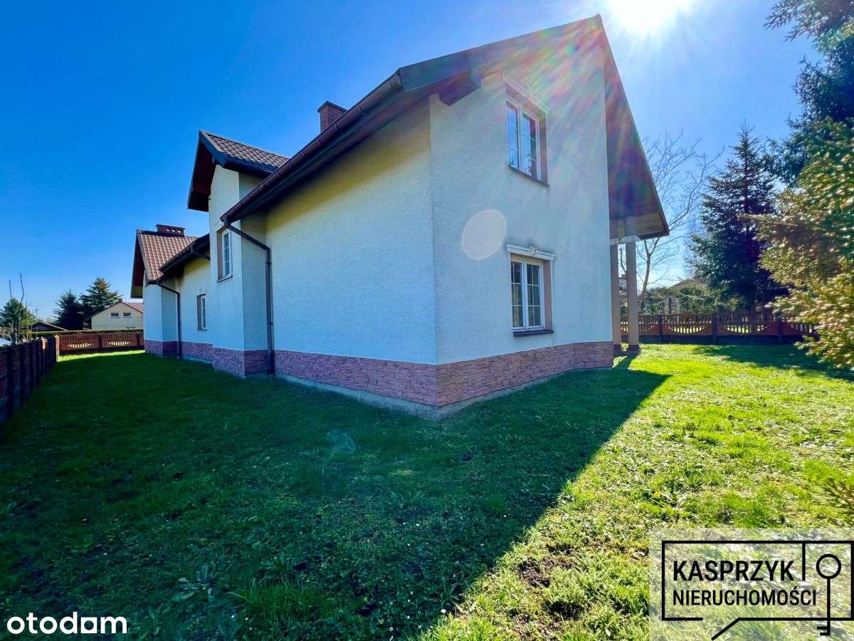 Działka z domem do wykończenia w Besku.-4