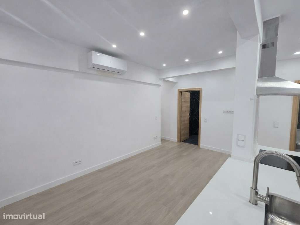 T3 totalmente remodelado (a estrear) | 85 m² | Cacém - zona tranqui...-21
