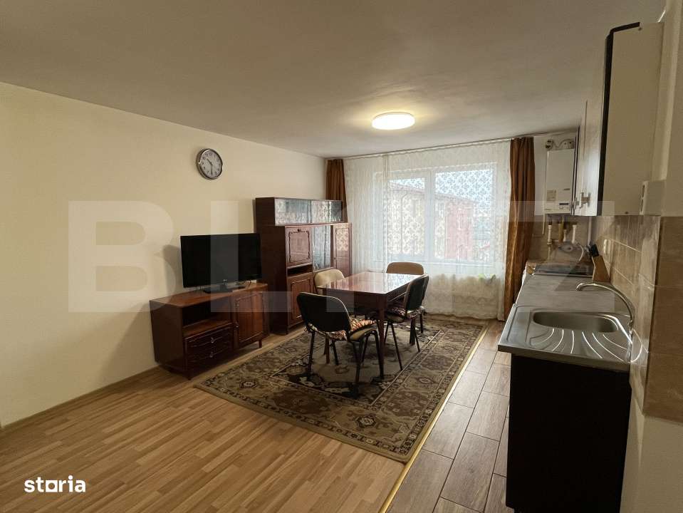 Apartament 3 camere, parcare, 50 mp, zona Șesul de sus - Imagine principală: 5/16