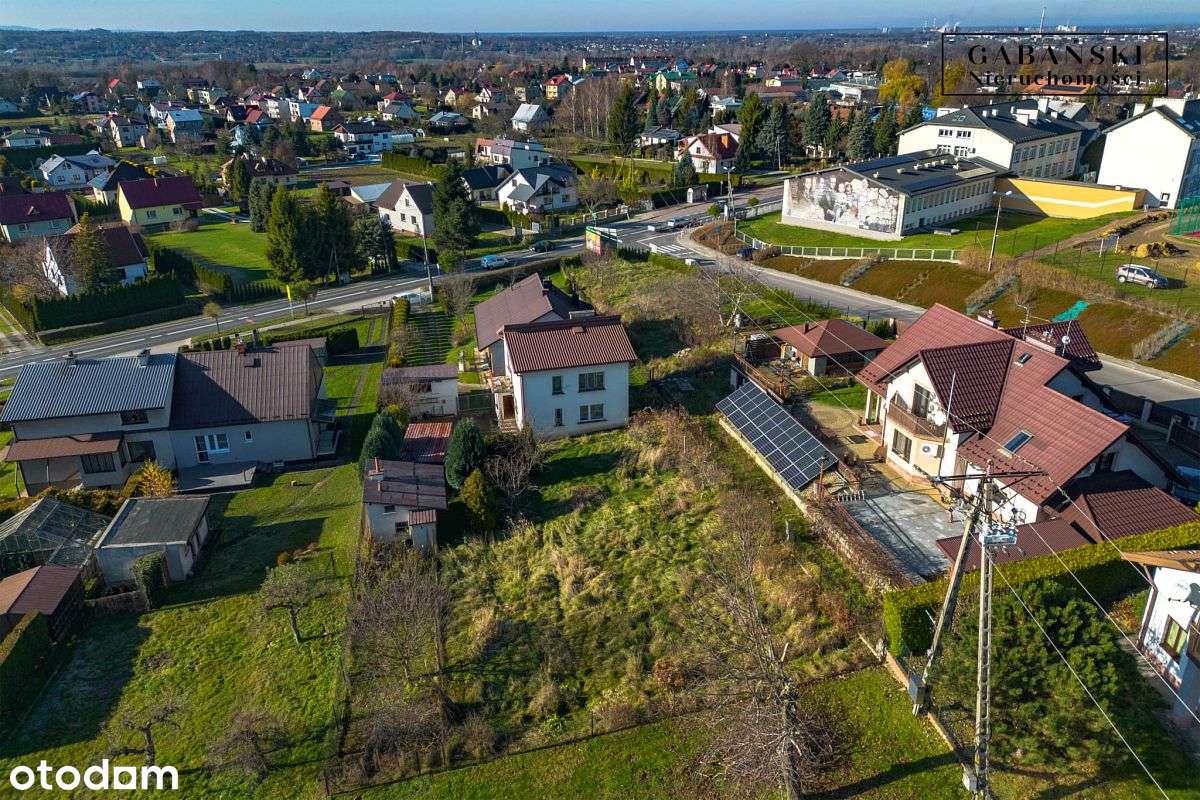 NIEDUŻY DOM DO REMONTU W TARNOWCU-7
