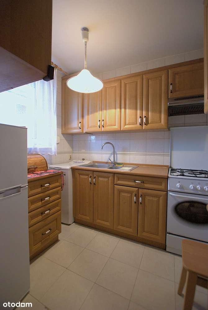 2 pokoje, 3 piętro, dwustronne, osobna kuchnia, ul. Lecha-5